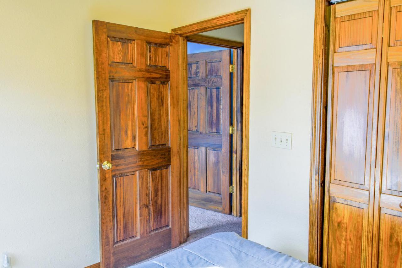 Meadow Creek Manor Villa Whittier Exterior photo